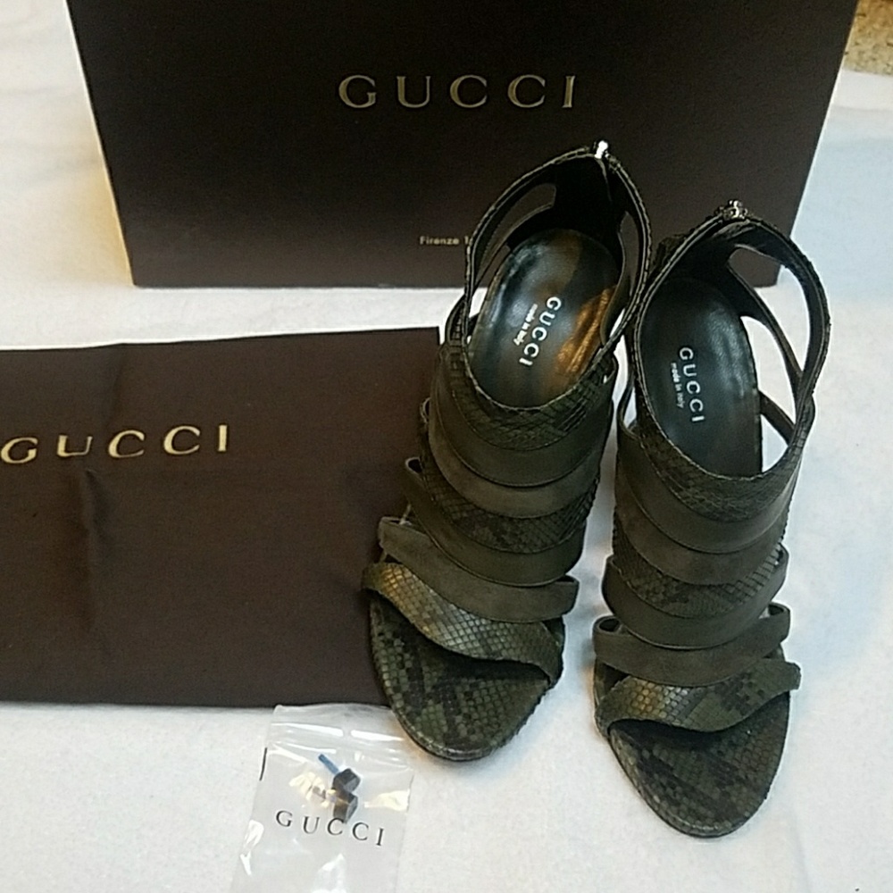 NEW Gucci Heels